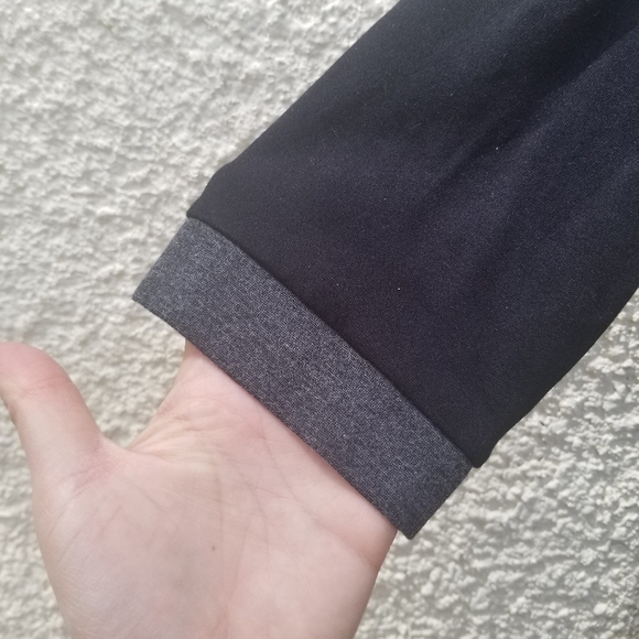 Boden black knit 3/4 sleeve mini dress with dark gray trim and pockets size 8 - Picture 4 of 6